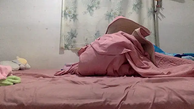 sharonlopez9611 online show from 12-17-25, 02:38