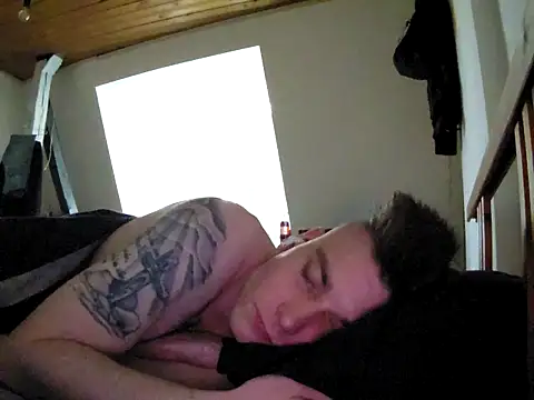 Foxtrott 242 online show from 02-15-26, 01:54