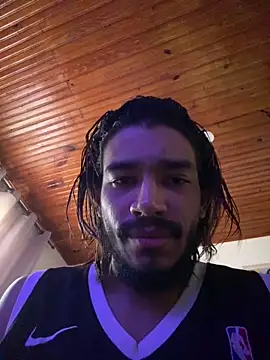 Snapshot of Mineirinho043 chatting on 05-23-26, 02:27 Mineirinho043 online show from 05-23-26, 02:27