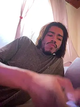 Snapshot of Mineirinho043 chatting on 03-31-26, 01:35 Mineirinho043 online show from 03-31-26, 01:35