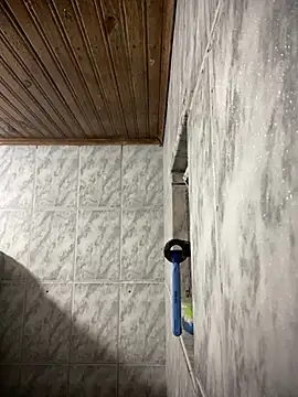 Mineirinho043 online show from 10-30-25, 06:49