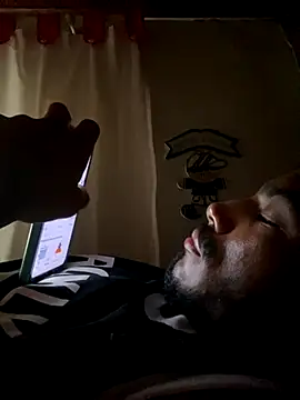 Mineirinho043 online show from 10-22-25, 09:03