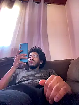 Mineirinho043 online show from 11-11-25, 01:39