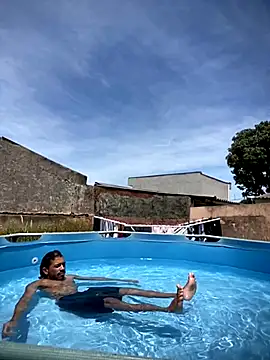 Mineirinho043 online show from 11-27-25, 04:40