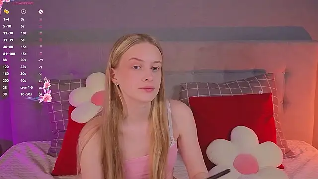 Snapshot of soft_babe chatting on 02-18-26, 10:17 soft babe online show from 02-18-26, 10:17