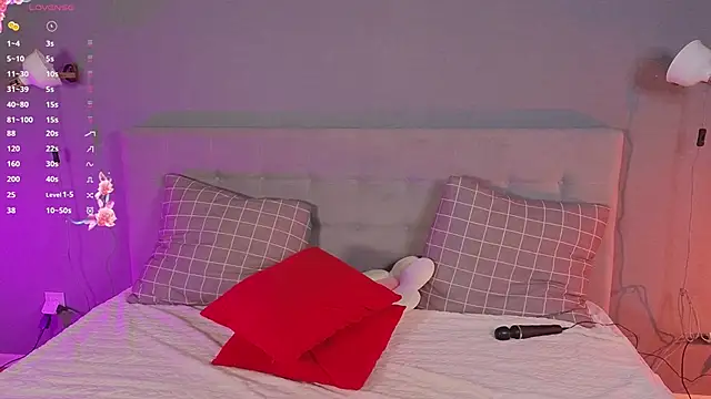 Snapshot of soft_babe chatting on 02-07-26, 08:50 soft babe online show from 02-07-26, 08:50