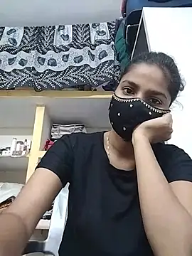 Snapshot of fuungirl38 chatting on 07-12-26, 08:48 fuungirl38 online show from 07-12-26, 08:48