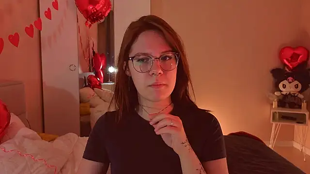 Snapshot of Mia_Luw chatting on 02-09-26, 12:03 Mia Luw online show from 02-09-26, 12:03