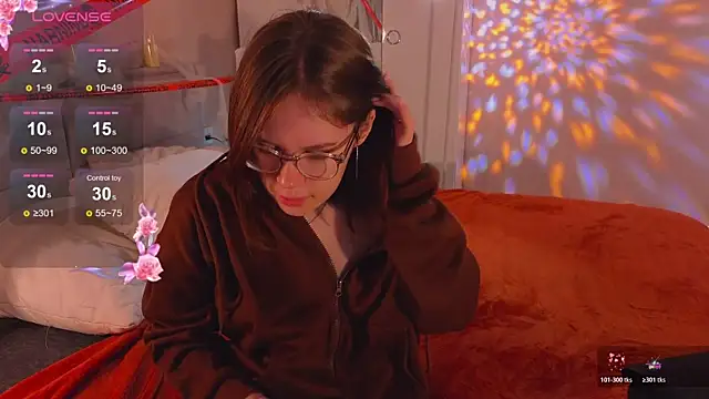 Mia Luw online show from 11-01-25, 03:57