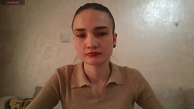 Snapshot of RoyalDessertt chatting on 03-05-25, 07:16 RoyalDessertt online show from 03-05-25, 07:16