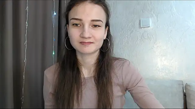 RoyalDessertt online show from 12-22-25, 08:58