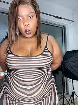 Cuddle Bear online show from 07-16-26, 03:20