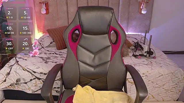 Snapshot of Alektra_bryce chatting on 01-17-26, 01:26 Alektra bryce online show from 01-17-26, 01:26