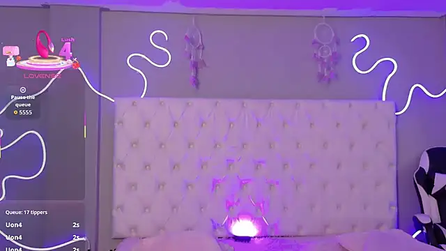 Alektra bryce online show from 11-21-25, 07:46