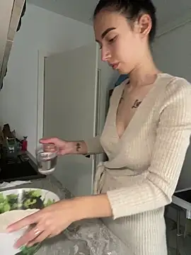 Celine Roxelle online show from 09-19-25, 01:59