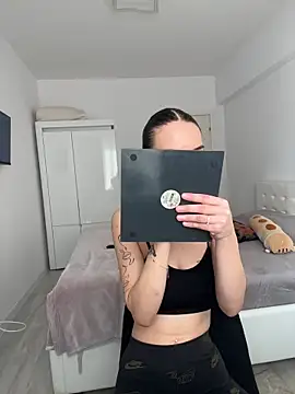 Celine Roxelle online show from 01-14-26, 11:14