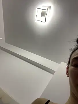 Celine Roxelle online show from 01-10-26, 06:36