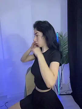 Celine Roxelle online show from 10-23-25, 05:17