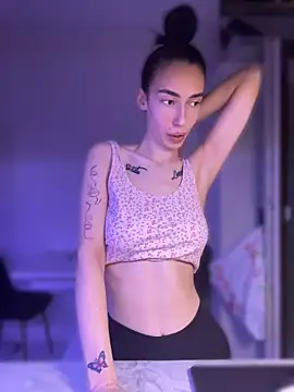 Celine Roxelle online show from 04-07-26, 08:10