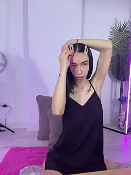 Celine Roxelle online show from 11-10-25, 05:45