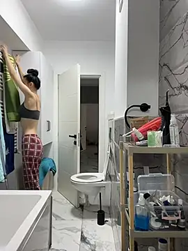 Celine Roxelle online show from 04-08-26, 12:39