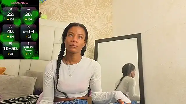 Snapshot of dafnnelewis chatting on 05-26-26, 11:08 dafnnelewis online show from 05-26-26, 11:08
