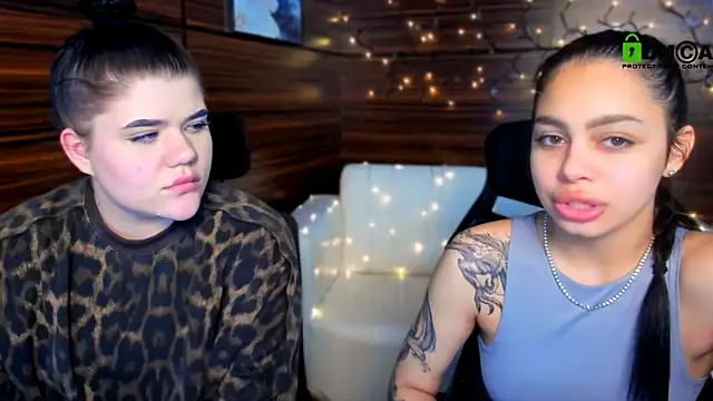 Snapshot of elmira_rose chatting on 02-08-25, 04:57 elmira rose online show from 02-08-25, 04:57