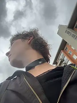 Maggie Geller online show from 11-14-25, 04:10