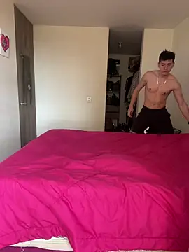 Maggie Geller online show from 10-12-25, 07:48