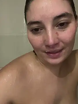 Maggie Geller online show from 04-22-26, 06:25