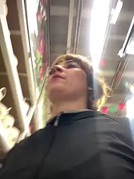 Snapshot of Maggie_Geller chatting on 02-18-26, 09:22 Maggie Geller online show from 02-18-26, 09:22