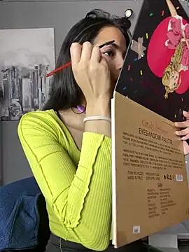 Isabella Rizzo online show from 02-14-25, 03:15