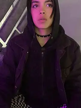 Isabella Rizzo online show from 03-06-25, 06:48