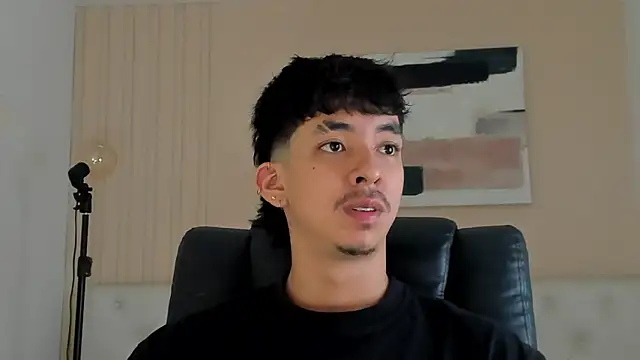 ISAAC CRYSTON online show from 11-10-25, 08:03