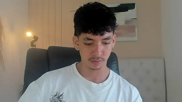 ISAAC CRYSTON online show from 11-07-25, 08:35