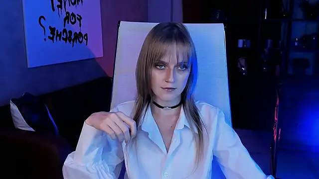 KiraMontoya online show from 09-23-25, 05:31