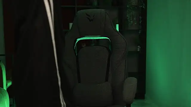 KiraMontoya online show from 01-18-26, 06:33