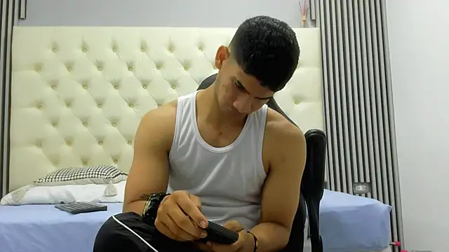 ANDRES STUD online show from 02-08-26, 03:48