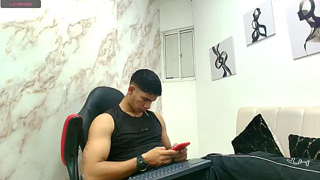 ANDRES STUD online show from 12-21-25, 04:14