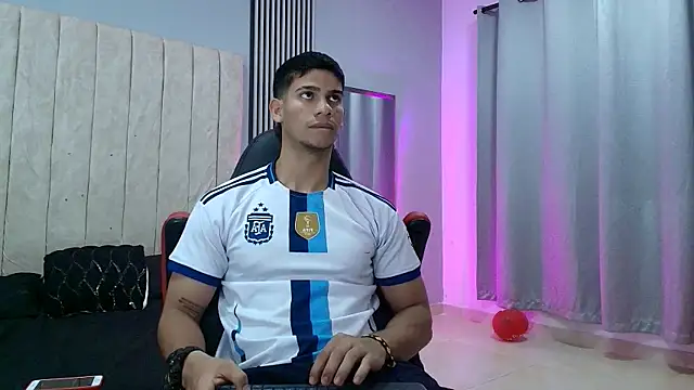 ANDRES STUD online show from 09-22-25, 04:51