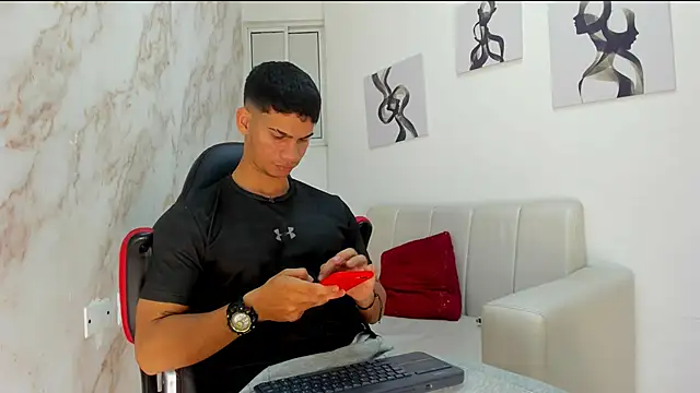 ANDRES STUD online show from 10-18-25, 04:25