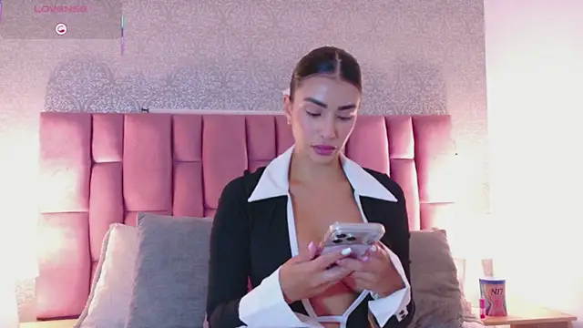 FelicityAdams online show from 02-19-26, 02:47