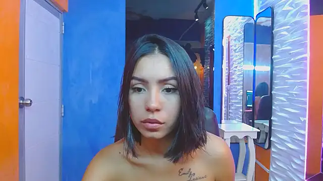 julieta fn online show from 12-03-25, 01:43