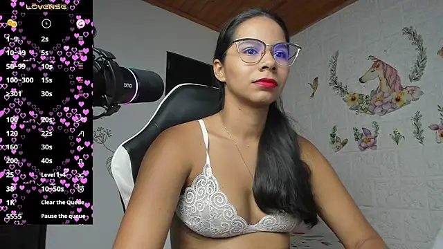 Snapshot of alisson_hoffman05 chatting on 07-27-26, 11:34 alisson hoffman05 online show from 07-27-26, 11:34
