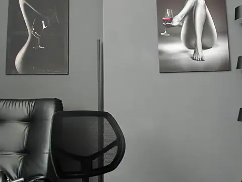 karlyjons12 online show from 02-07-26, 03:20