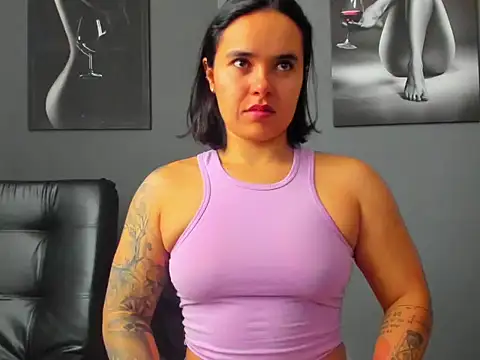 karlyjons12 online show from 11-06-25, 12:31