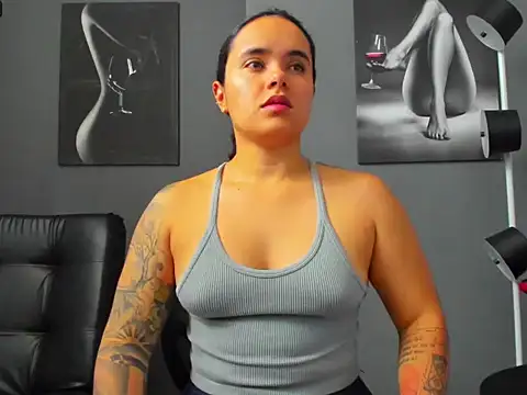 karlyjons12 online show from 09-10-25, 05:34