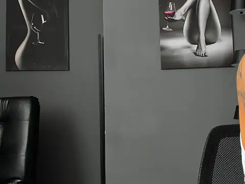 karlyjons12 online show from 02-13-26, 03:34