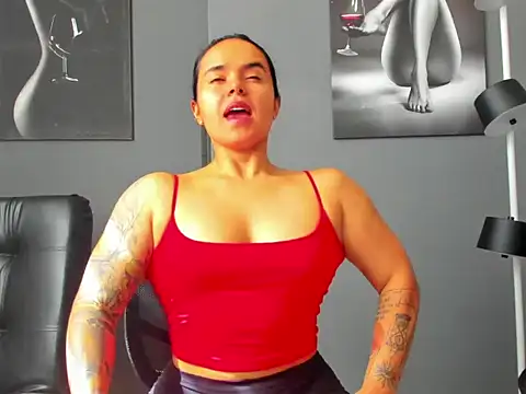 karlyjons12 online show from 10-30-25, 02:14