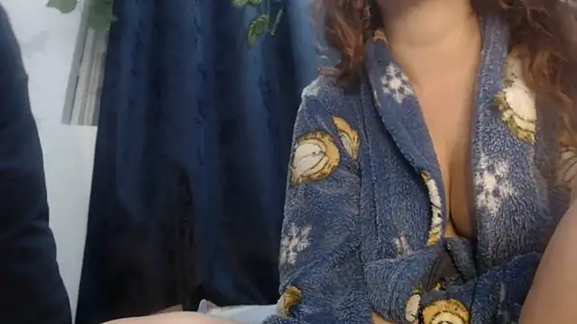 jeans and emma online show from 03-21-25, 12:17